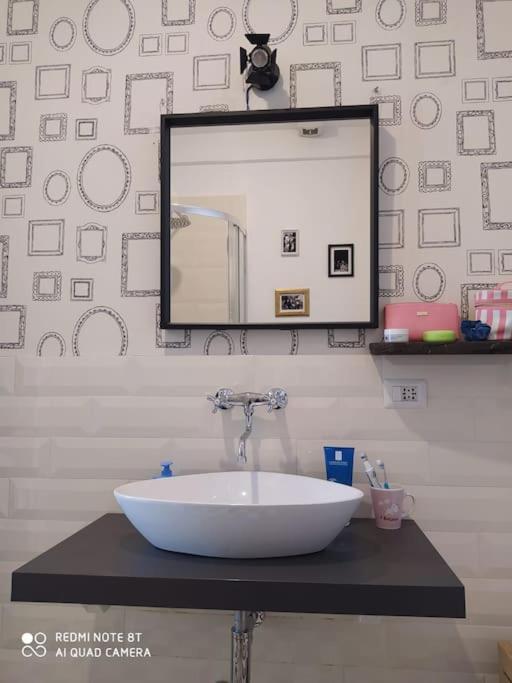 Vanity Apartment - 4 Bedrooms With 4 Bathrooms - Ac & Wifi Rome Luaran gambar