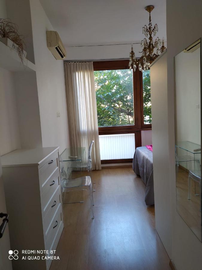 Vanity Apartment - 4 Bedrooms With 4 Bathrooms - Ac & Wifi Rome Luaran gambar