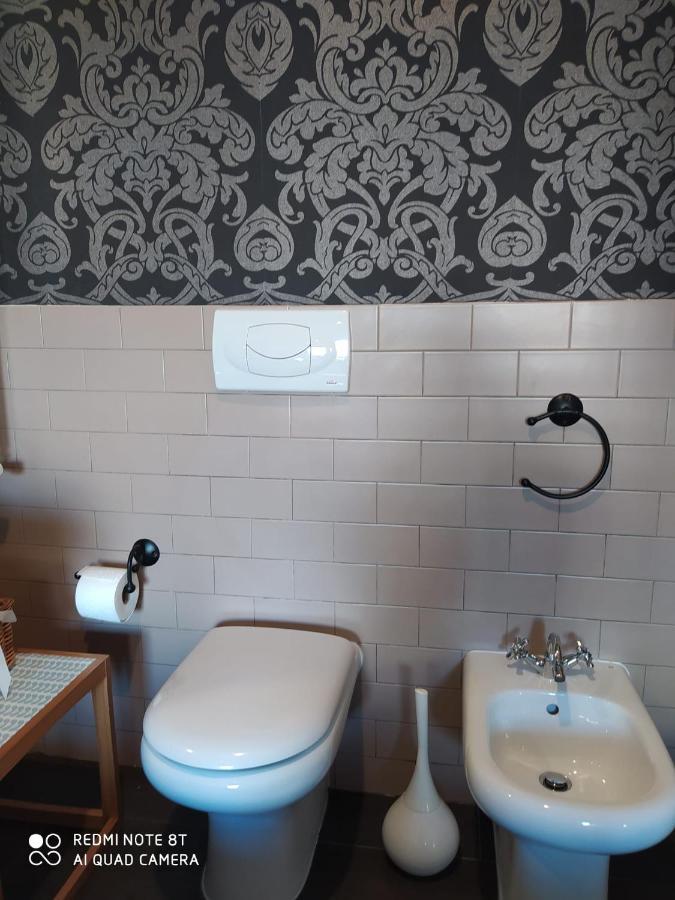 Vanity Apartment - 4 Bedrooms With 4 Bathrooms - Ac & Wifi Rome Luaran gambar