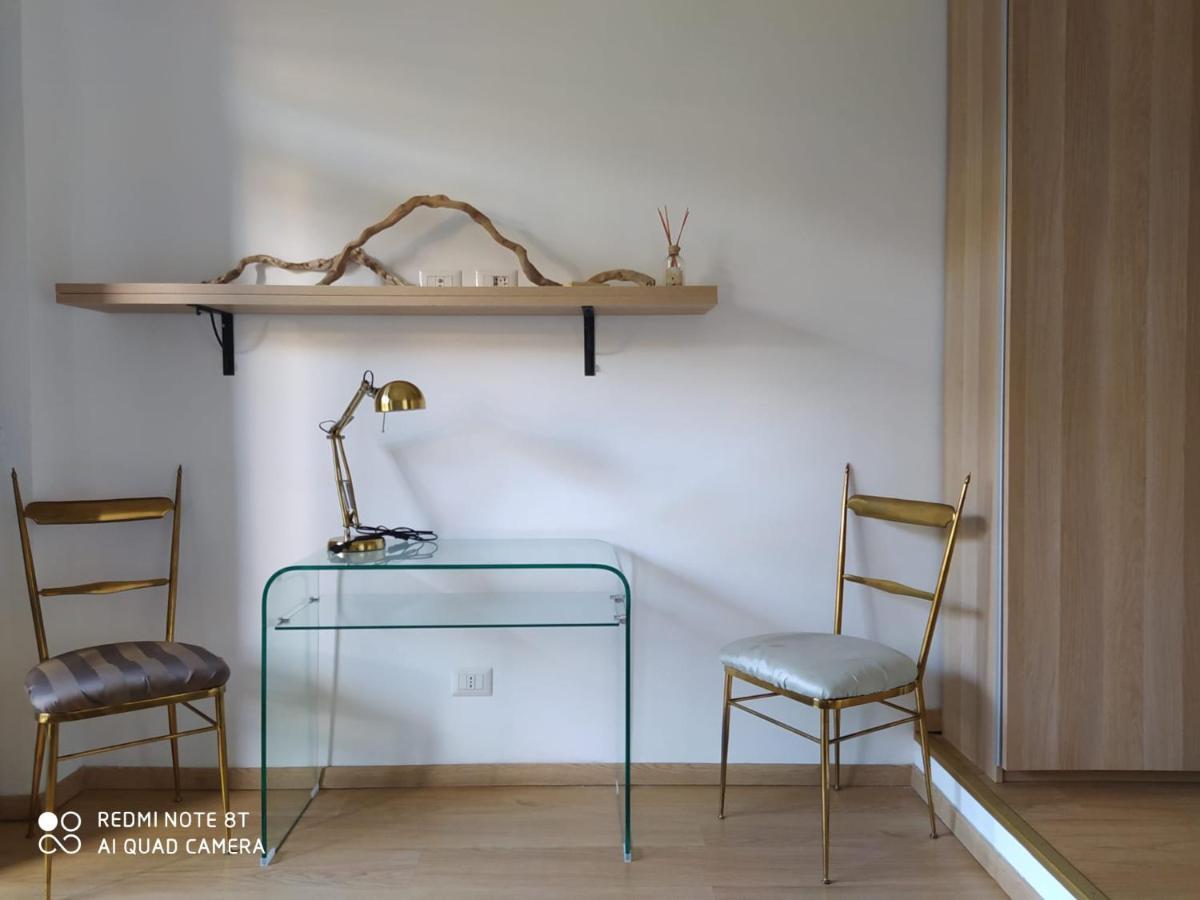 Vanity Apartment - 4 Bedrooms With 4 Bathrooms - Ac & Wifi Rome Luaran gambar