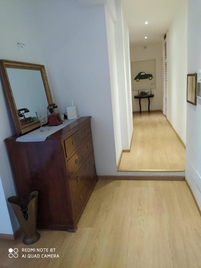 Vanity Apartment - 4 Bedrooms With 4 Bathrooms - Ac & Wifi Rome Luaran gambar