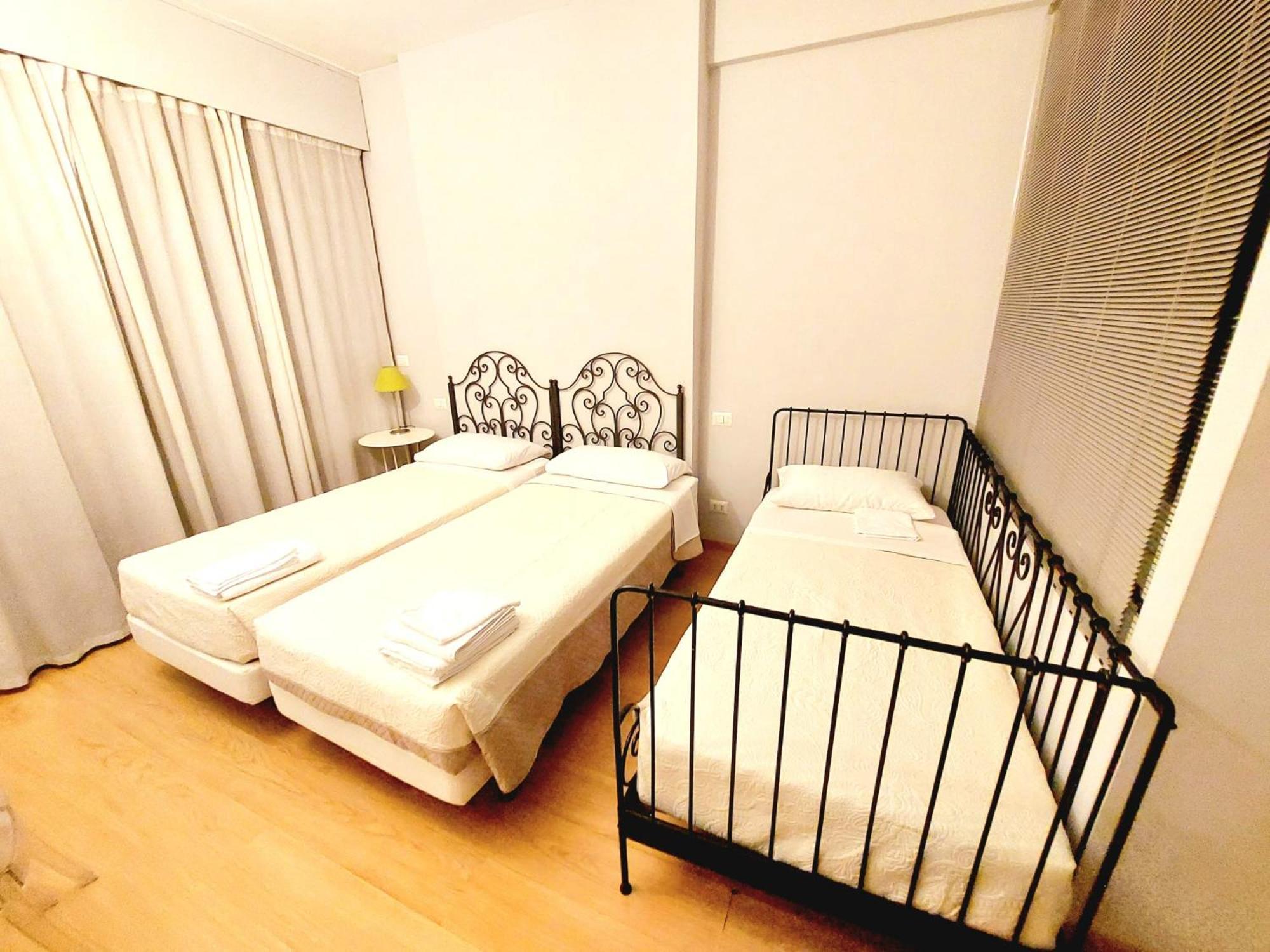 Vanity Apartment - 4 Bedrooms With 4 Bathrooms - Ac & Wifi Rome Luaran gambar